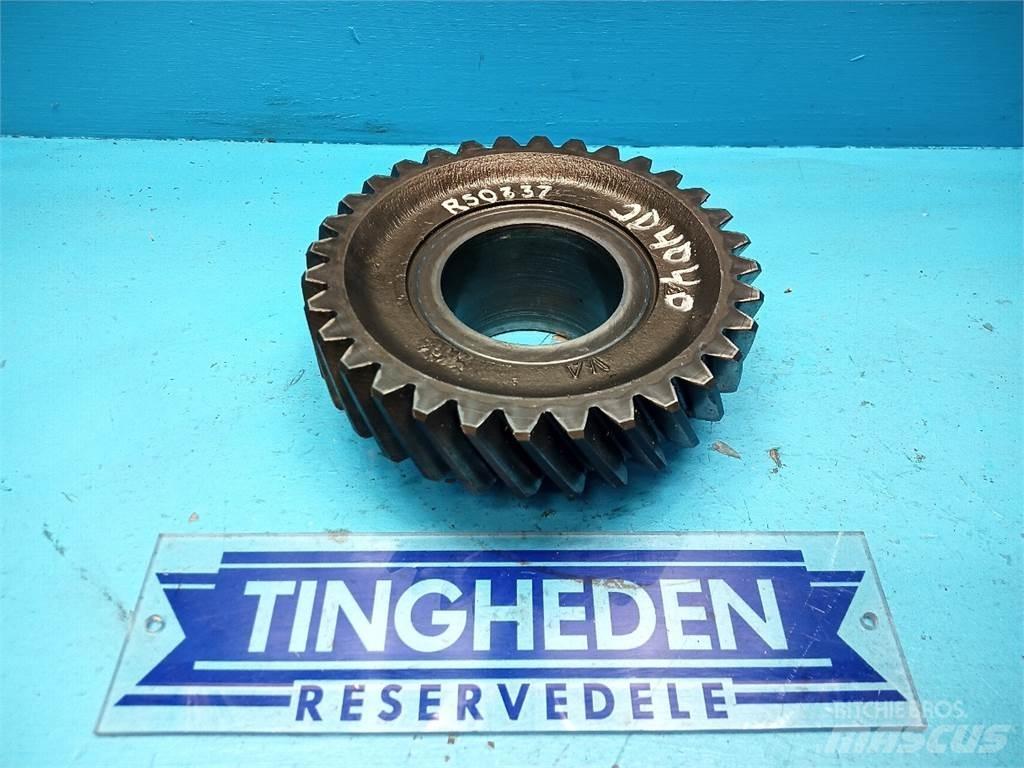John Deere 4040 Transmission