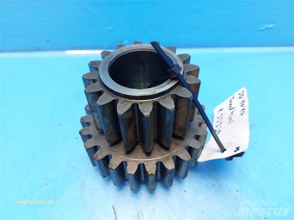John Deere 4040 Transmission