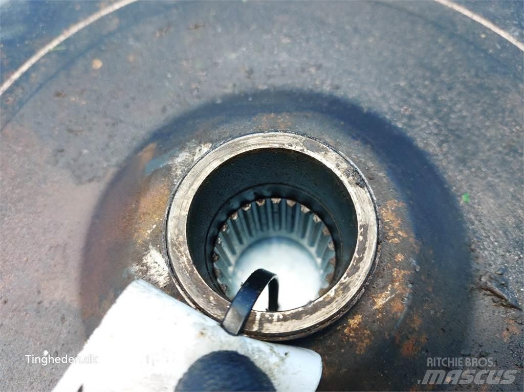 John Deere 4040 Other tractor accessories