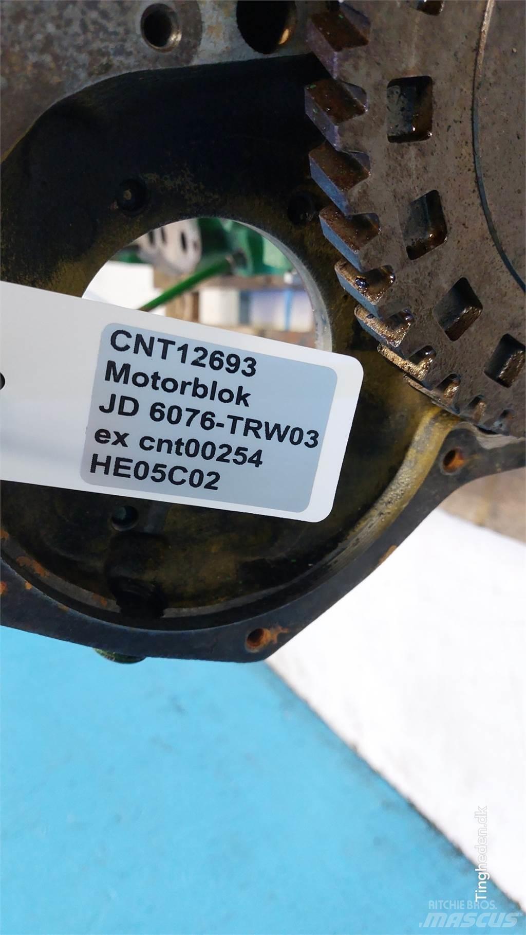 John Deere 4055 Engines