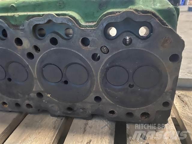 John Deere 4239 Engines