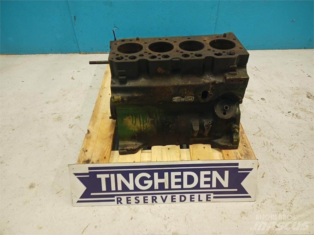 John Deere 4239 Engines