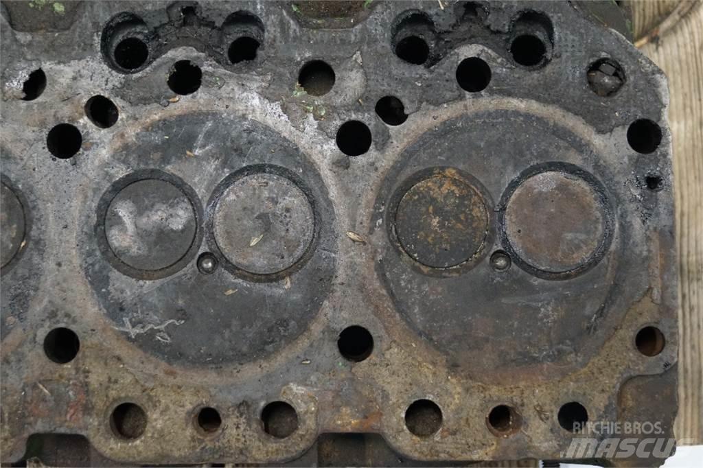 John Deere 4239 Engines