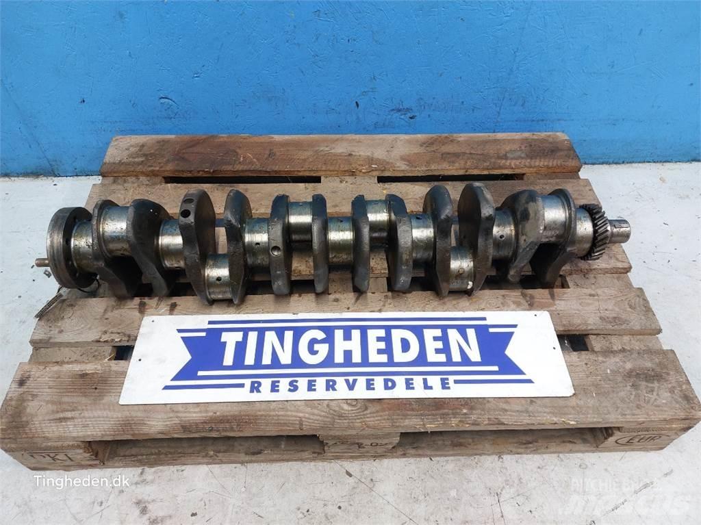 John Deere 5010 Engines