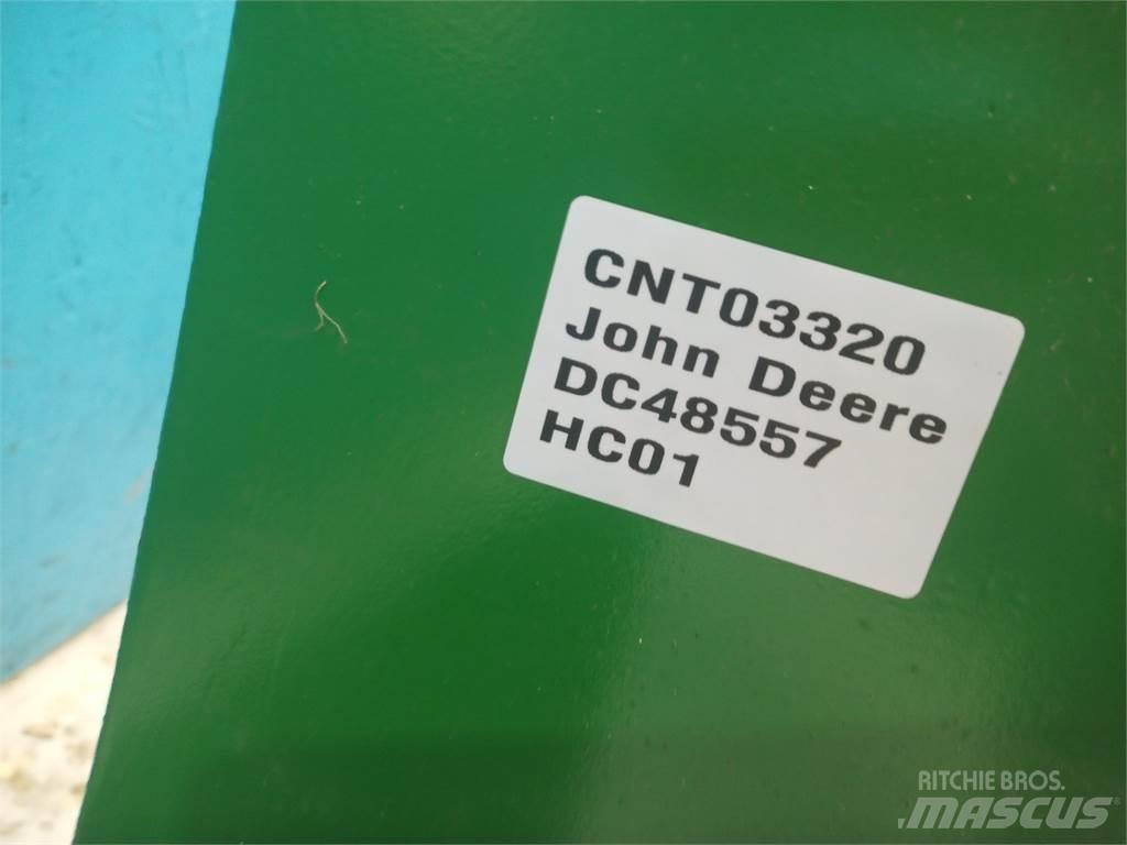 John Deere 590 Bale clamps