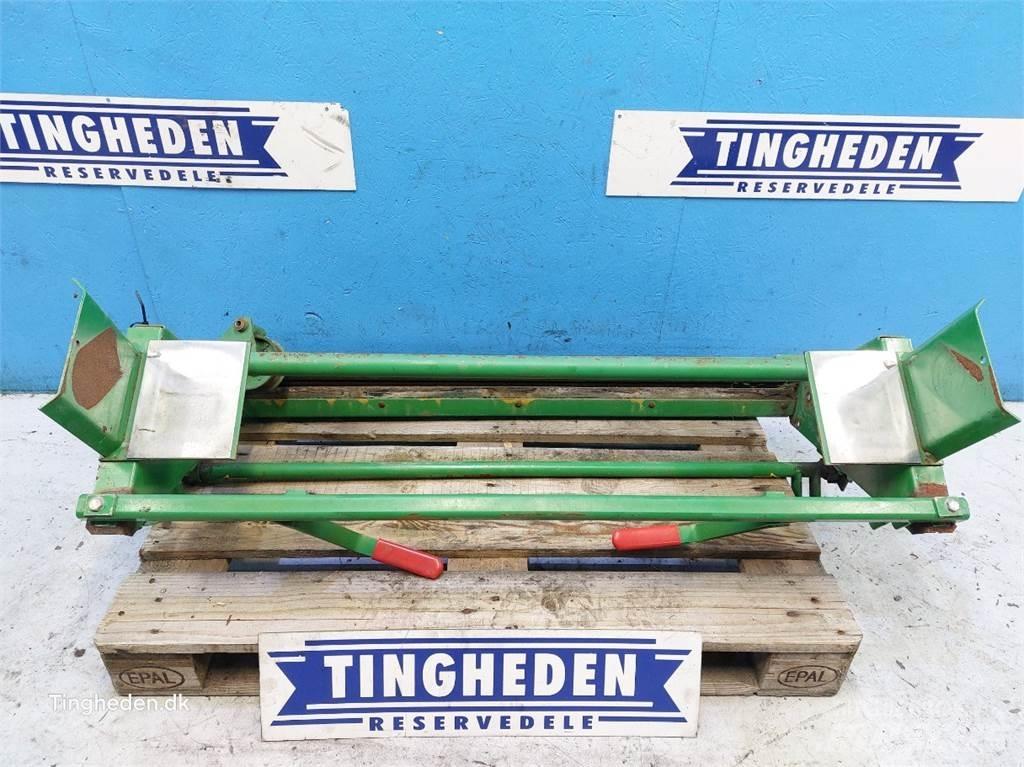 John Deere 590 Farm machinery