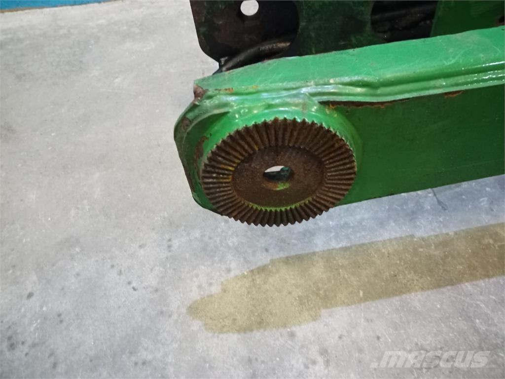 John Deere 592 Farm machinery