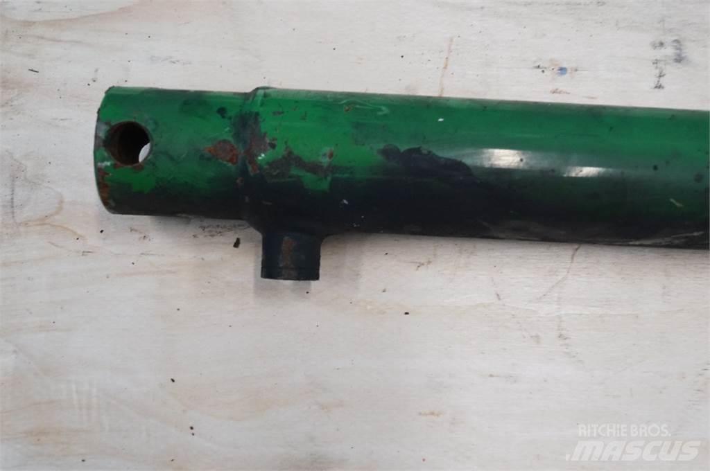 John Deere 592 Bale clamps
