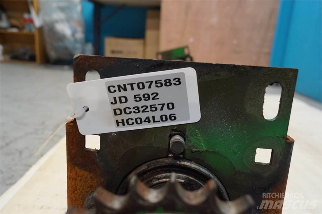 John Deere 592 Farm machinery