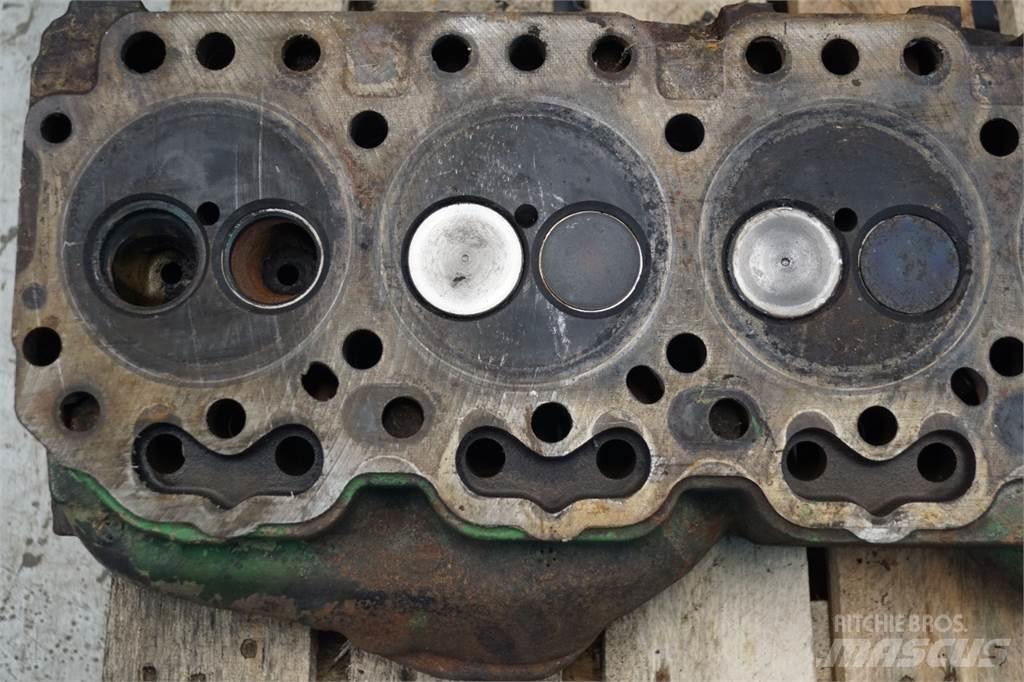 John Deere 6303 Engines