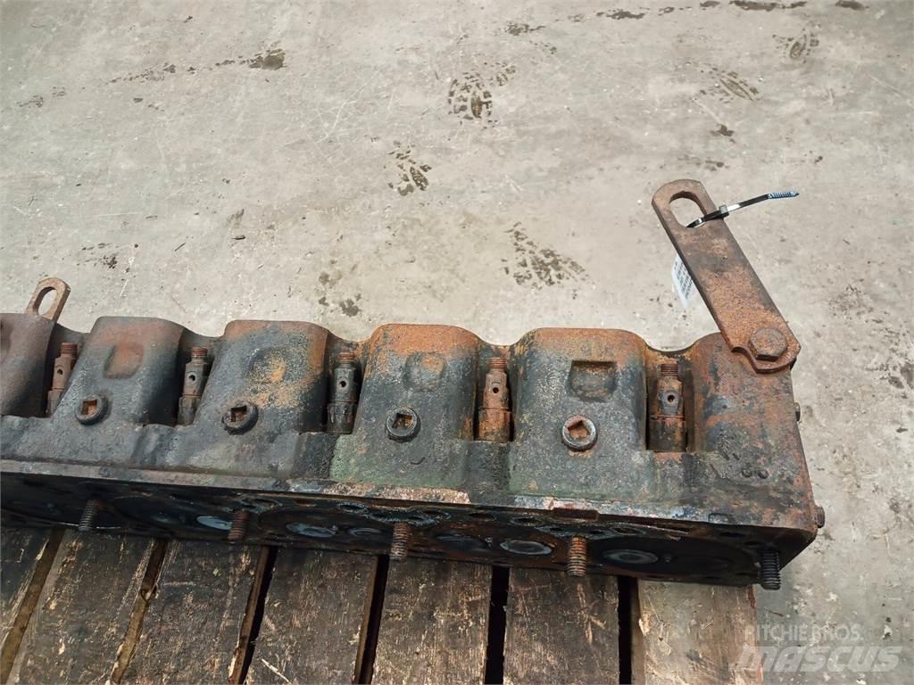 John Deere 6466 Engines