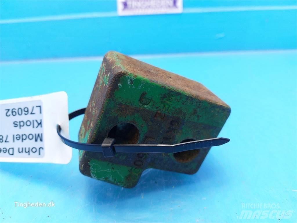 John Deere 7800 Other tractor accessories