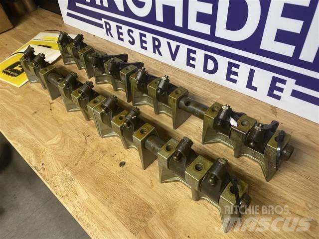John Deere 8.955 Engines
