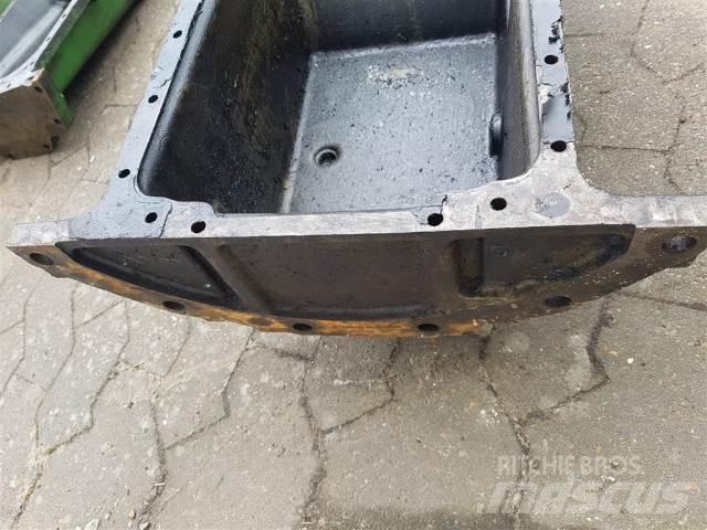 John Deere 8650 Engines