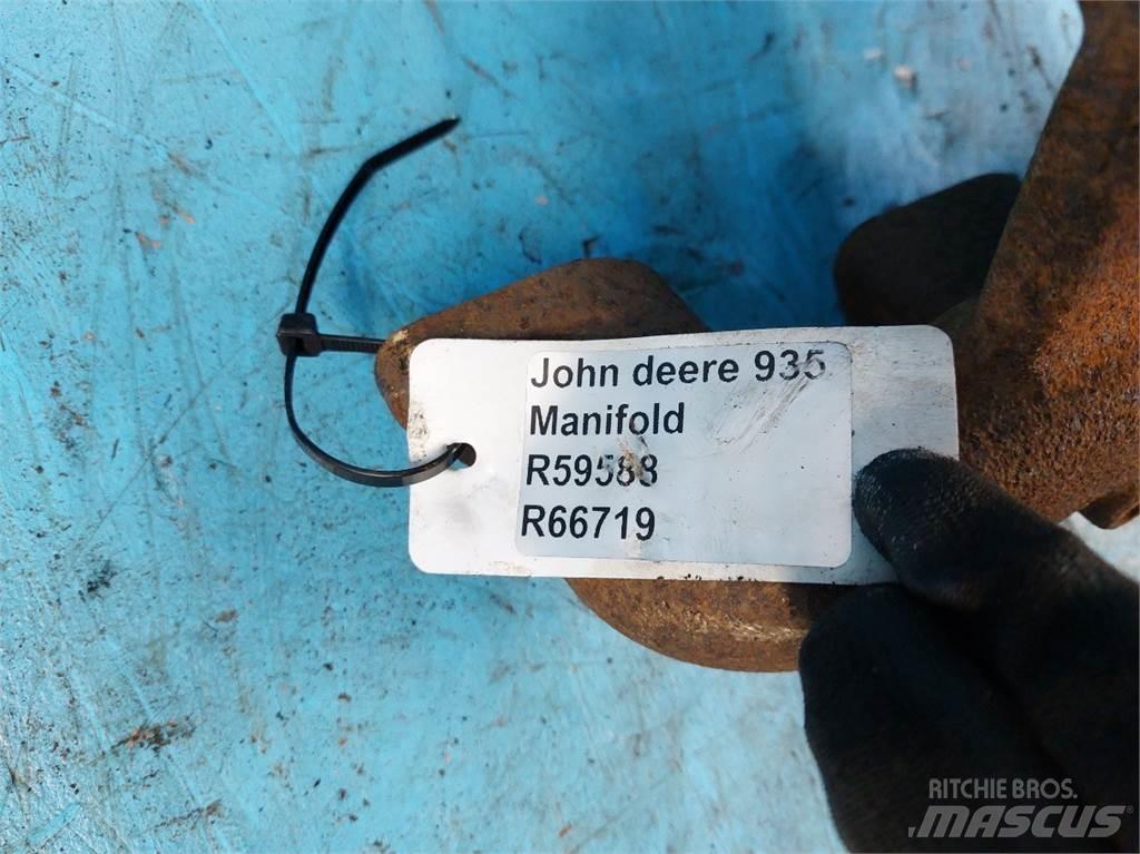 John Deere 935 Engines
