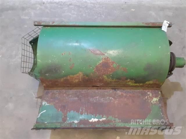 John Deere 955 Sand and salt spreaders