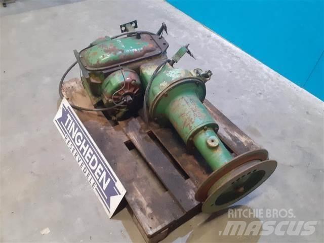 John Deere 955 Transmission