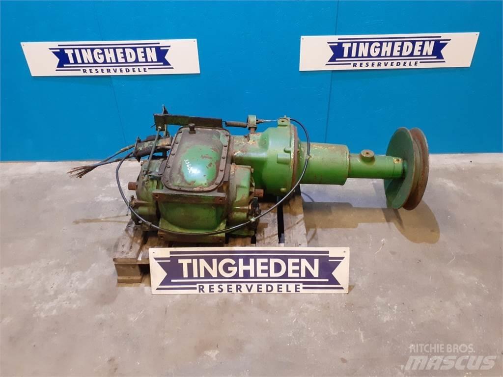 John Deere 955 Transmission