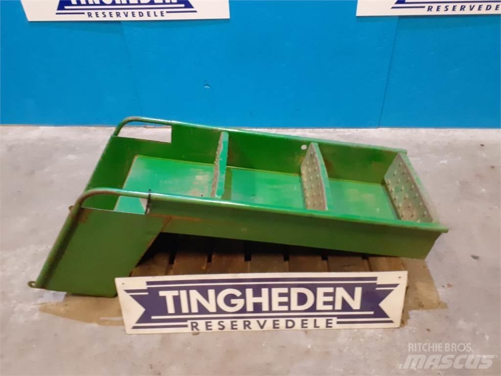 John Deere 955 Cabins and interior