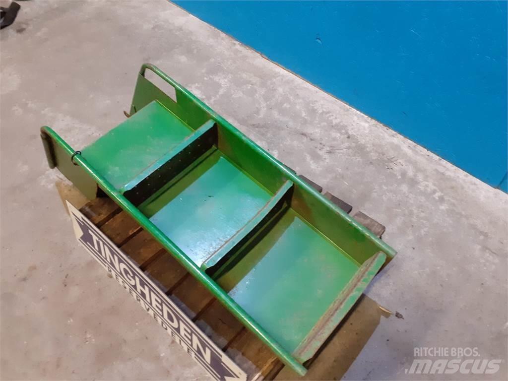 John Deere 955 Cabins and interior
