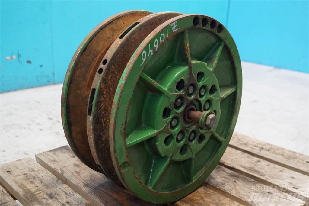 John Deere 955 Farm machinery