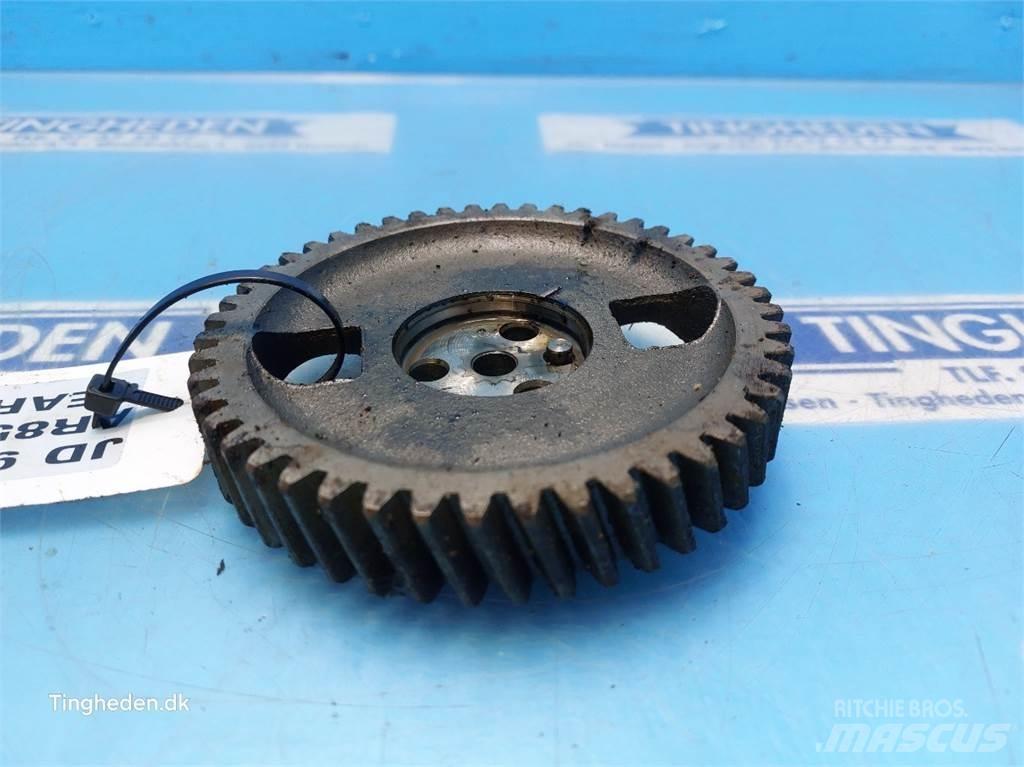 John Deere 955 Engines