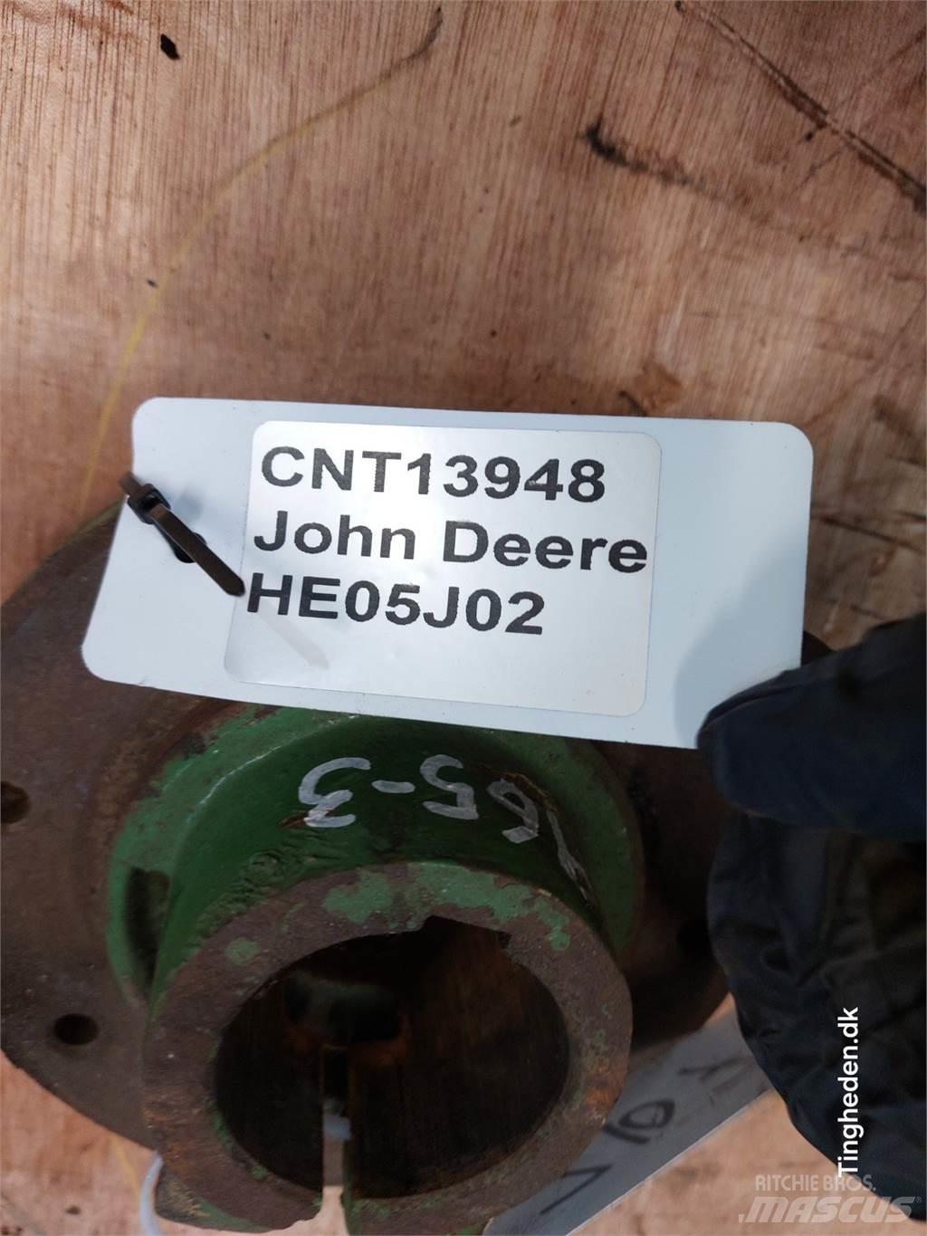 John Deere 975 Farm machinery