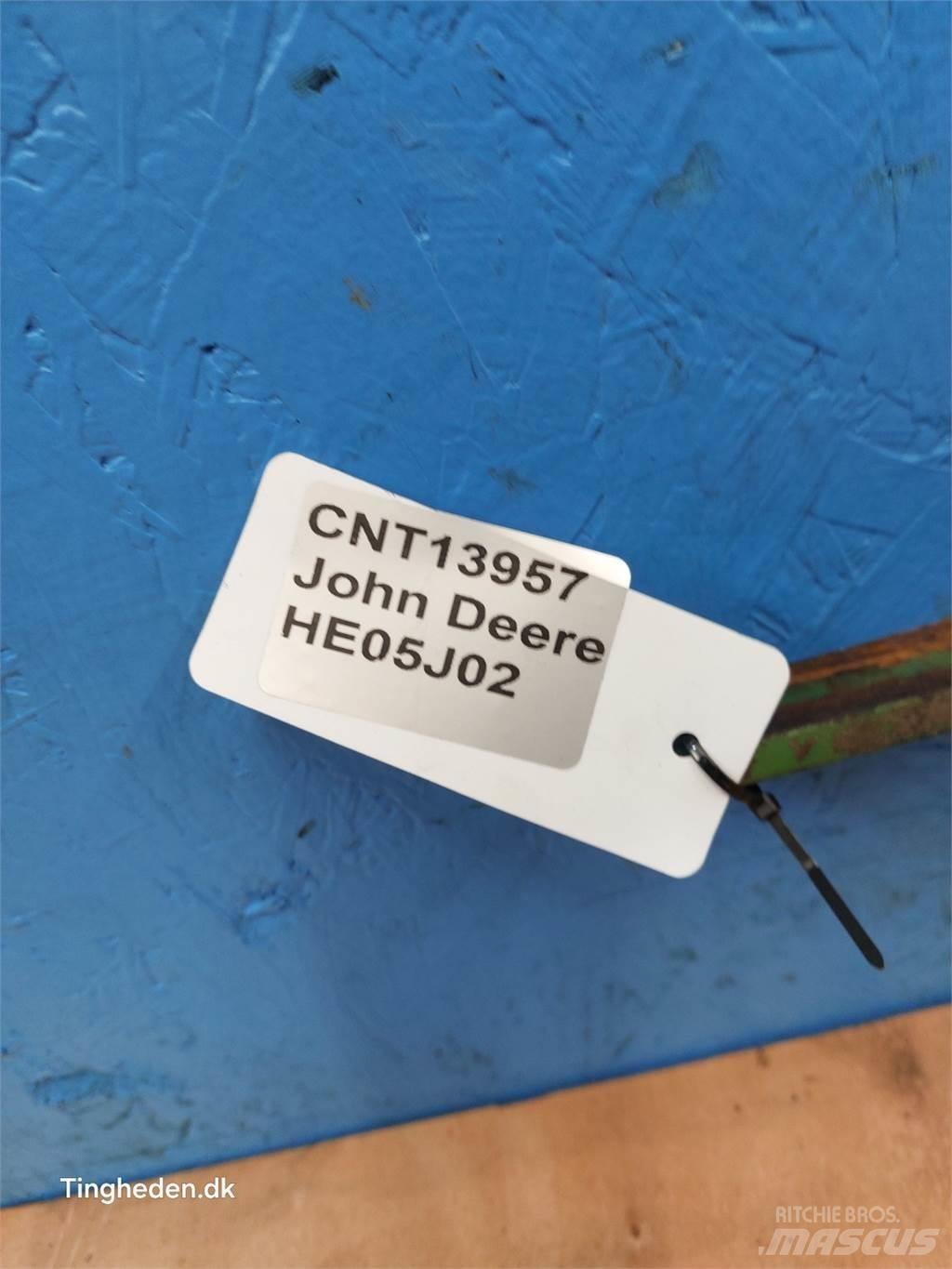 John Deere 975 Farm machinery