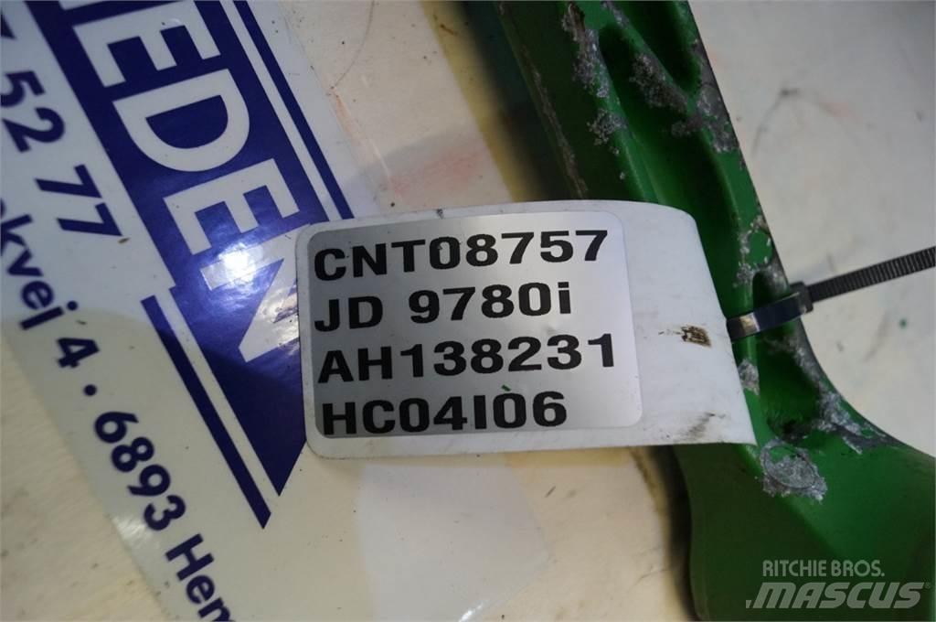 John Deere 9780 Sand and salt spreaders