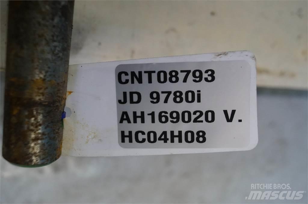 John Deere 9780 Sand and salt spreaders