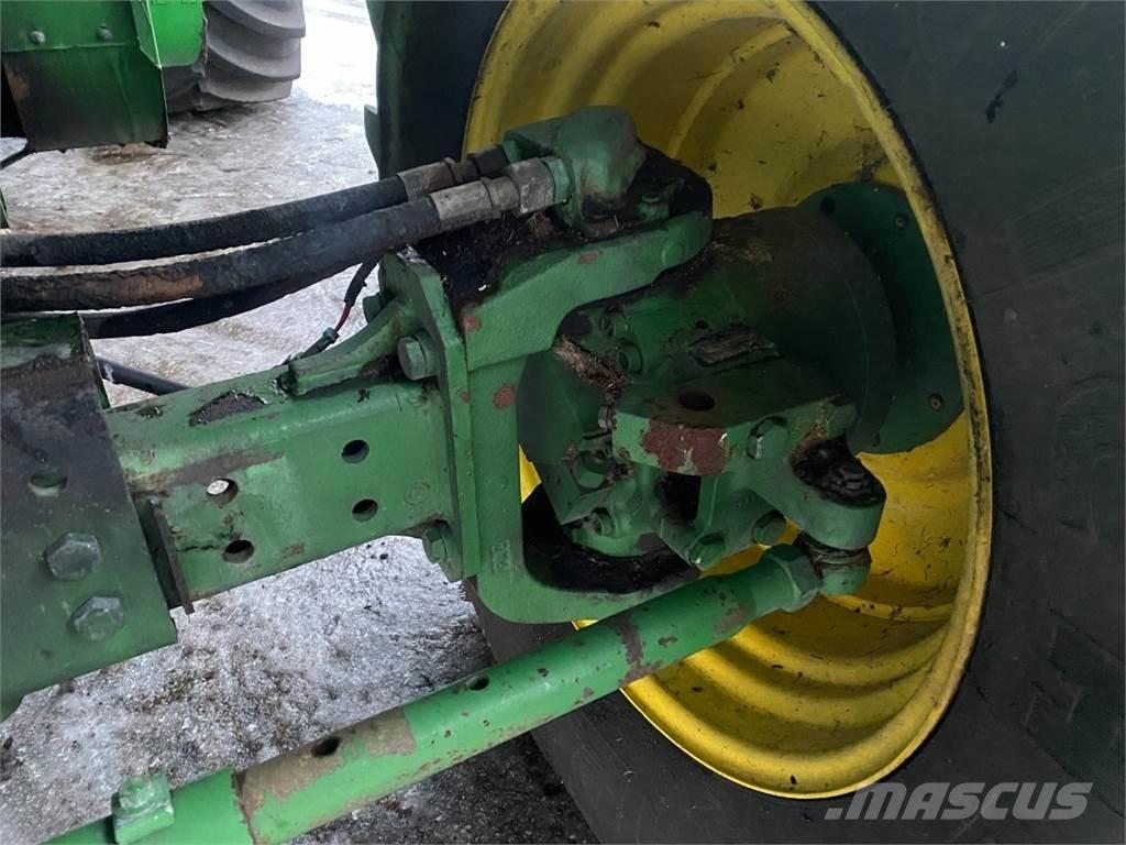 John Deere 9780 Combine harvesters