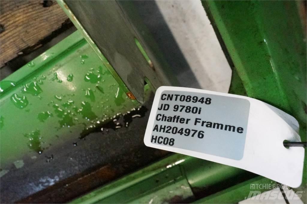 John Deere 9780 Sand and salt spreaders