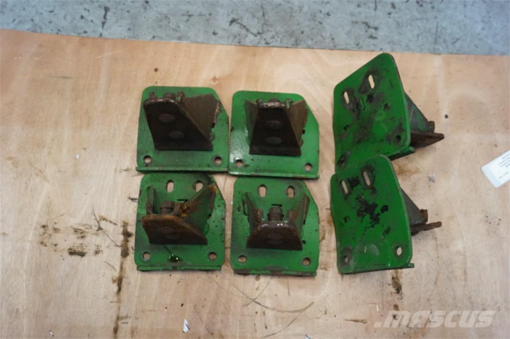 John Deere S670 Combine harvester accessories