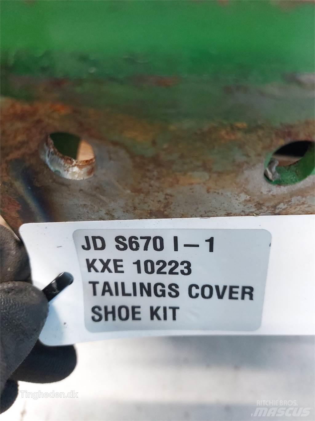 John Deere S670 Farm machinery