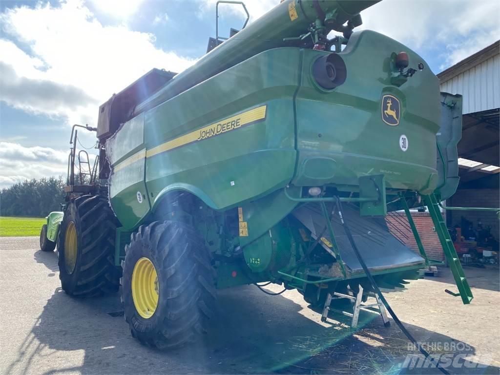 John Deere S670I Combine harvesters