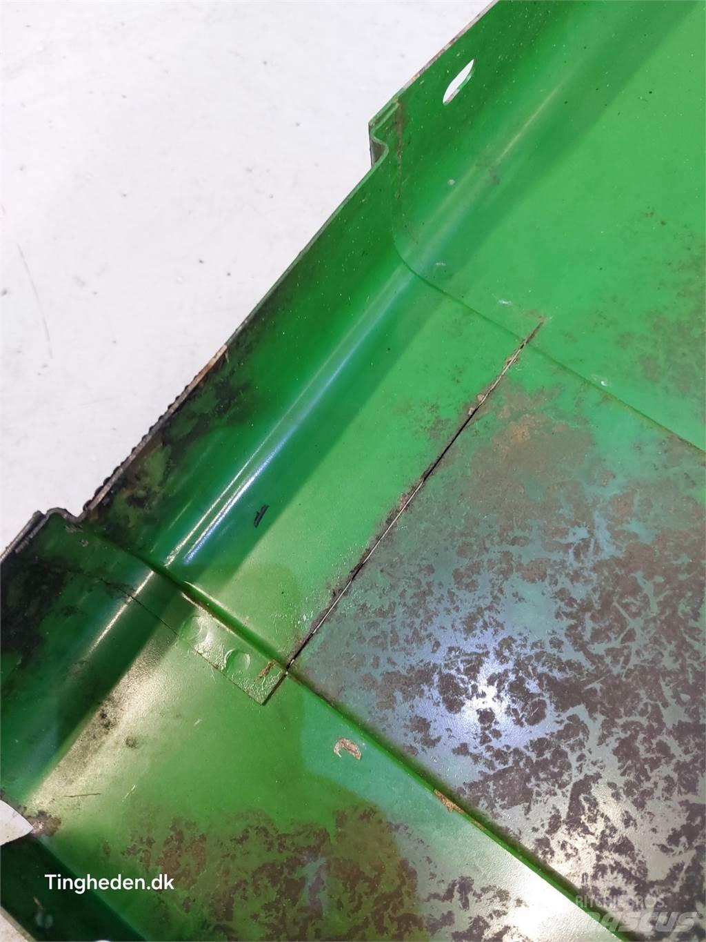 John Deere T660I Farm machinery