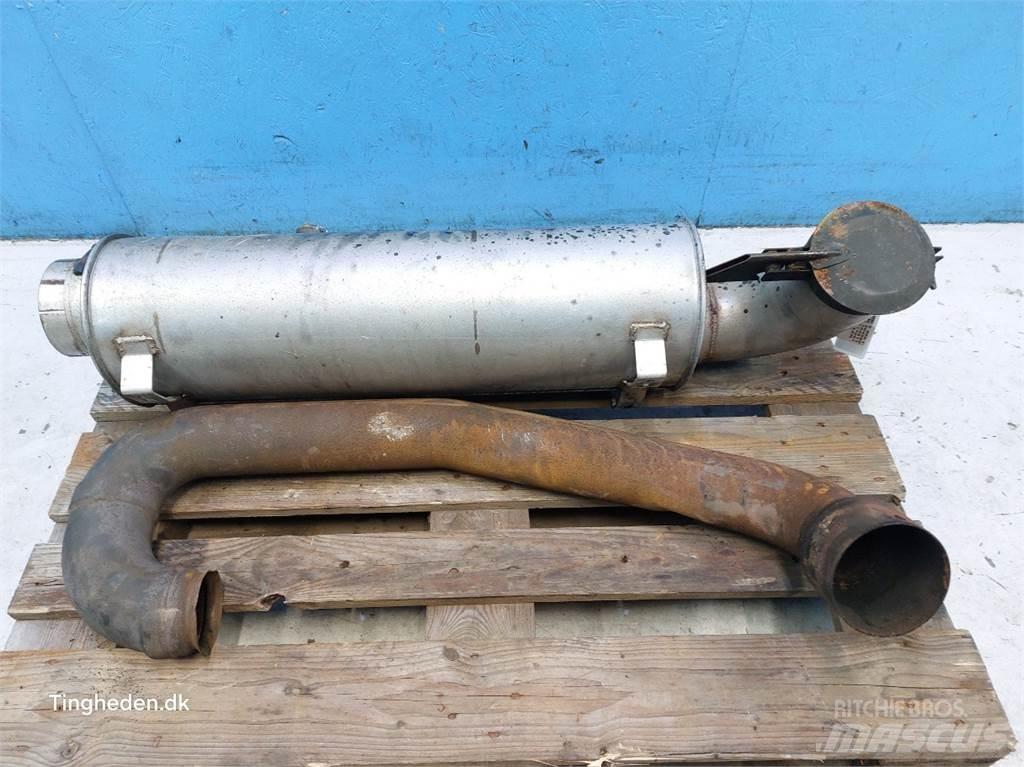 John Deere T660I Engines