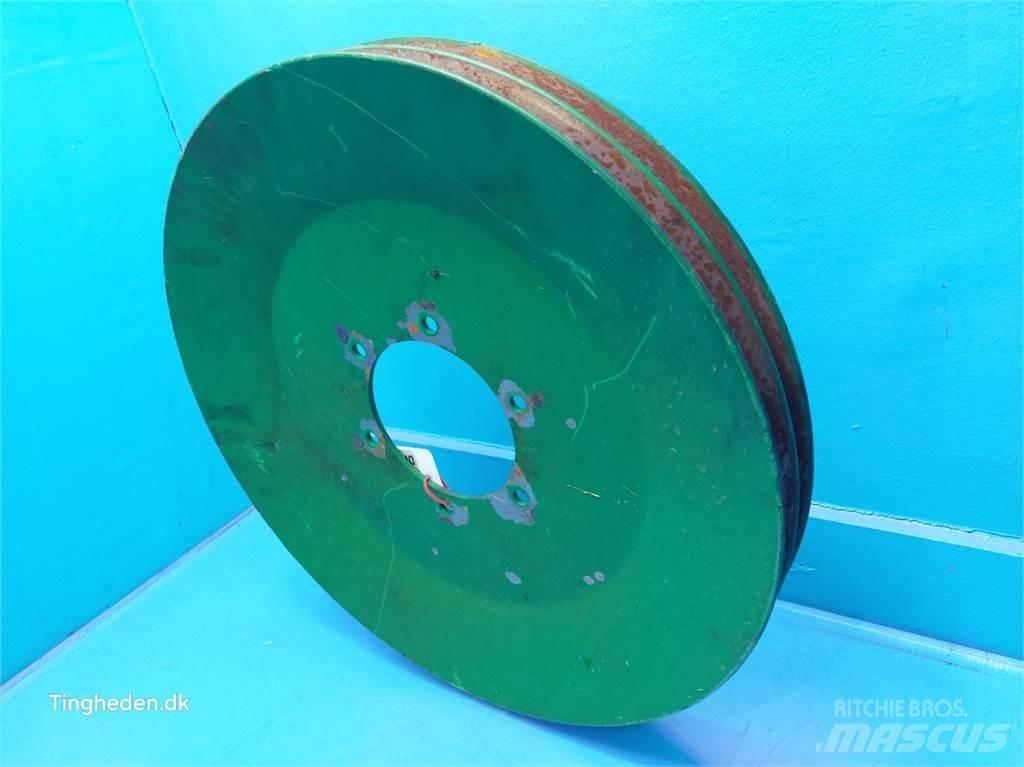John Deere T660I Farm machinery