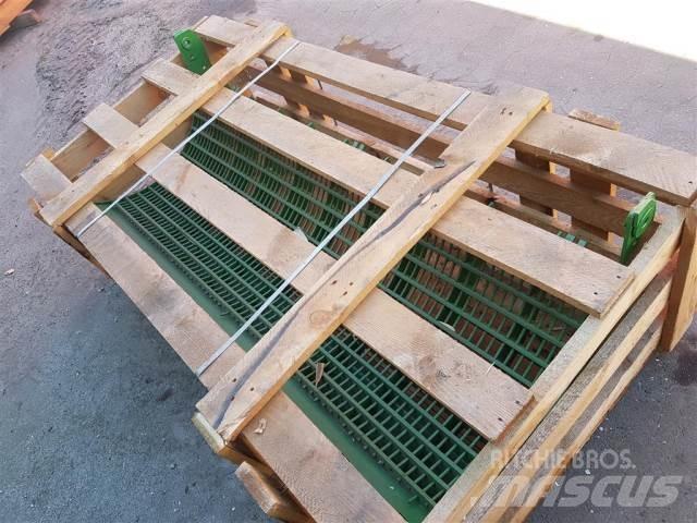 John Deere T670 Combine harvester accessories