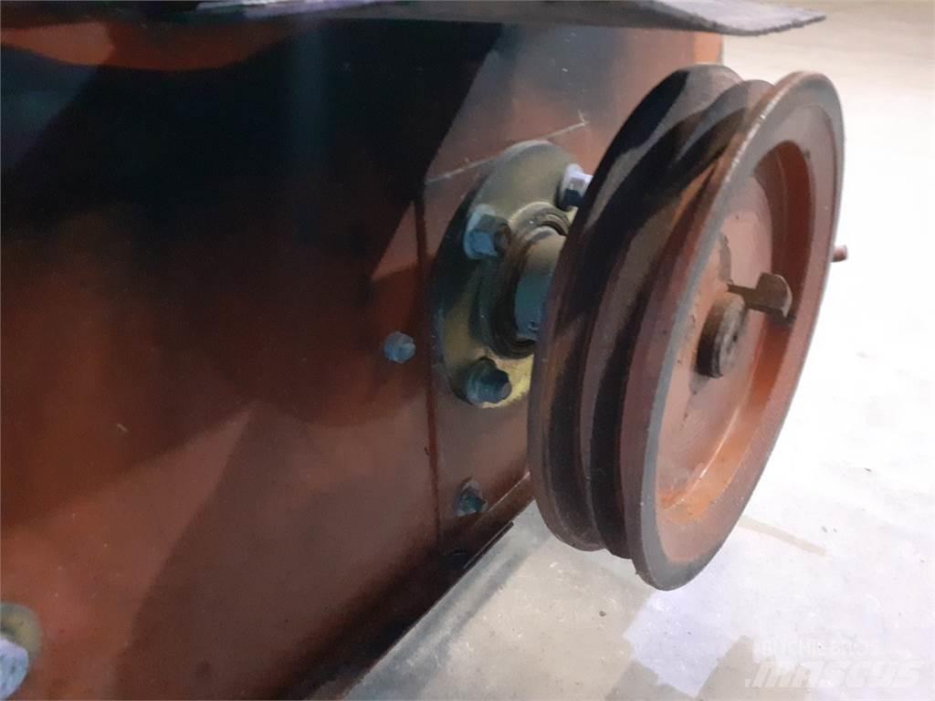 Laverda 3650 Combine harvester accessories