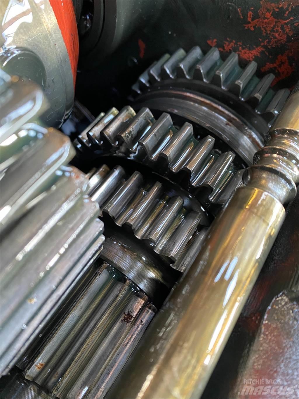 Laverda 3650 Transmission