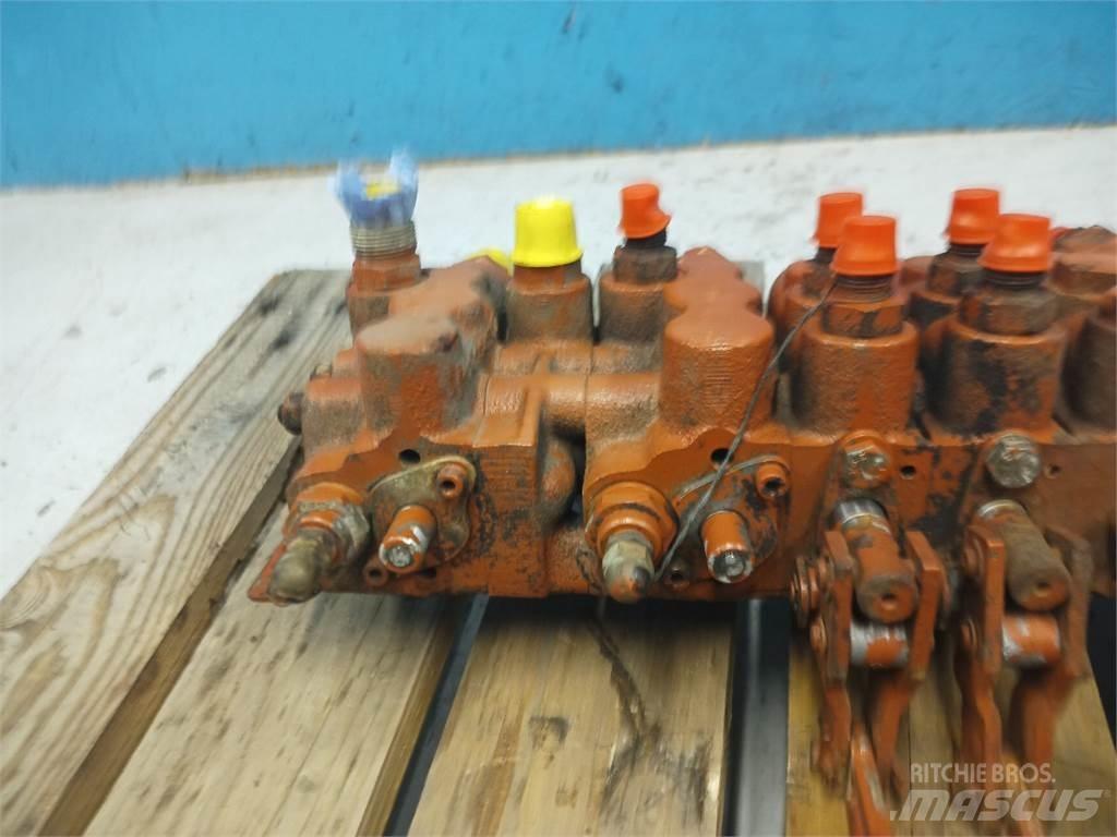 Laverda 3790 Hydraulics