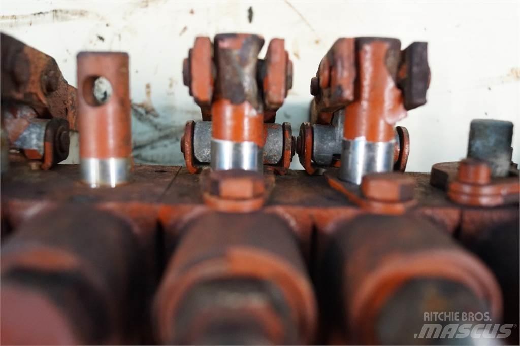 Laverda 3790 Hydraulics