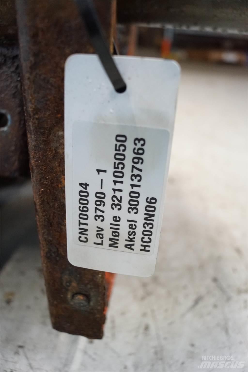Laverda 3790 Combine harvester accessories