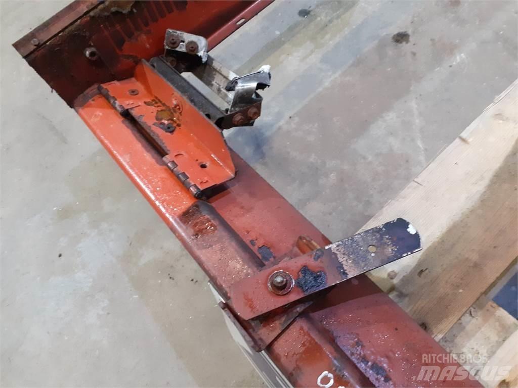 Laverda 626 Sand and salt spreaders