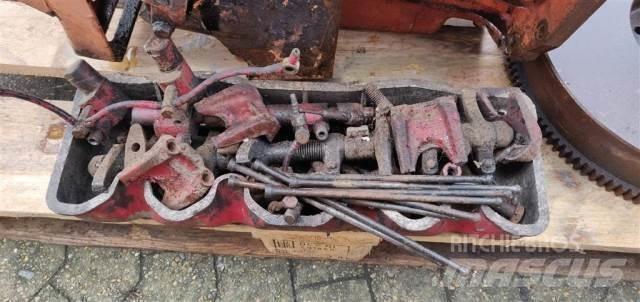 Leyland O.E. 138 Engines