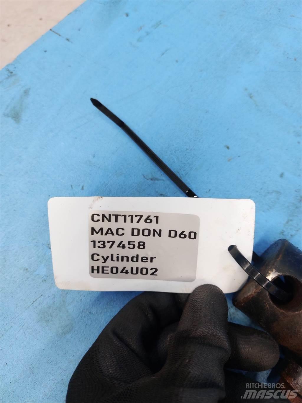 MacDon D60 Combine harvester accessories