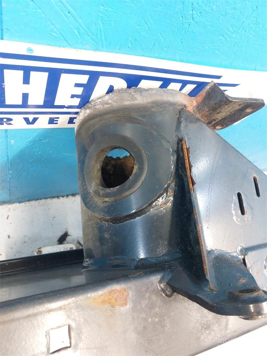 MacDon D60 Combine harvester accessories