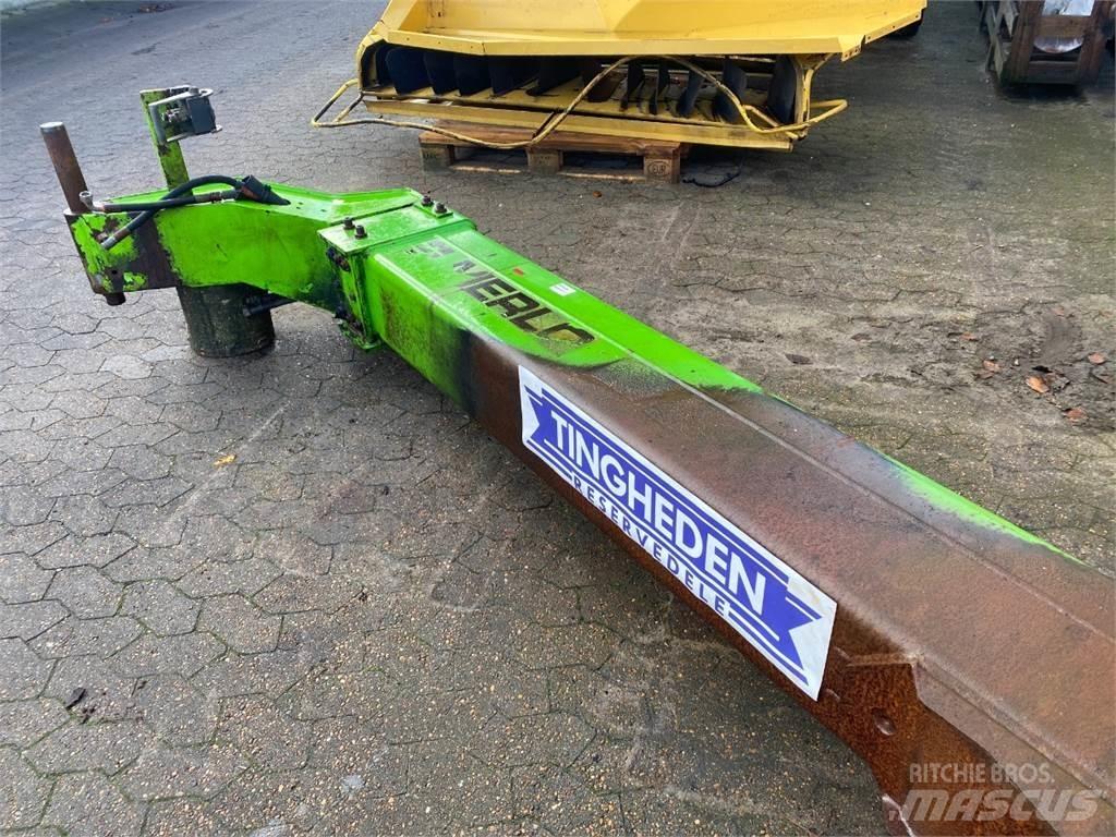 Merlo 28.7 Booms and arms