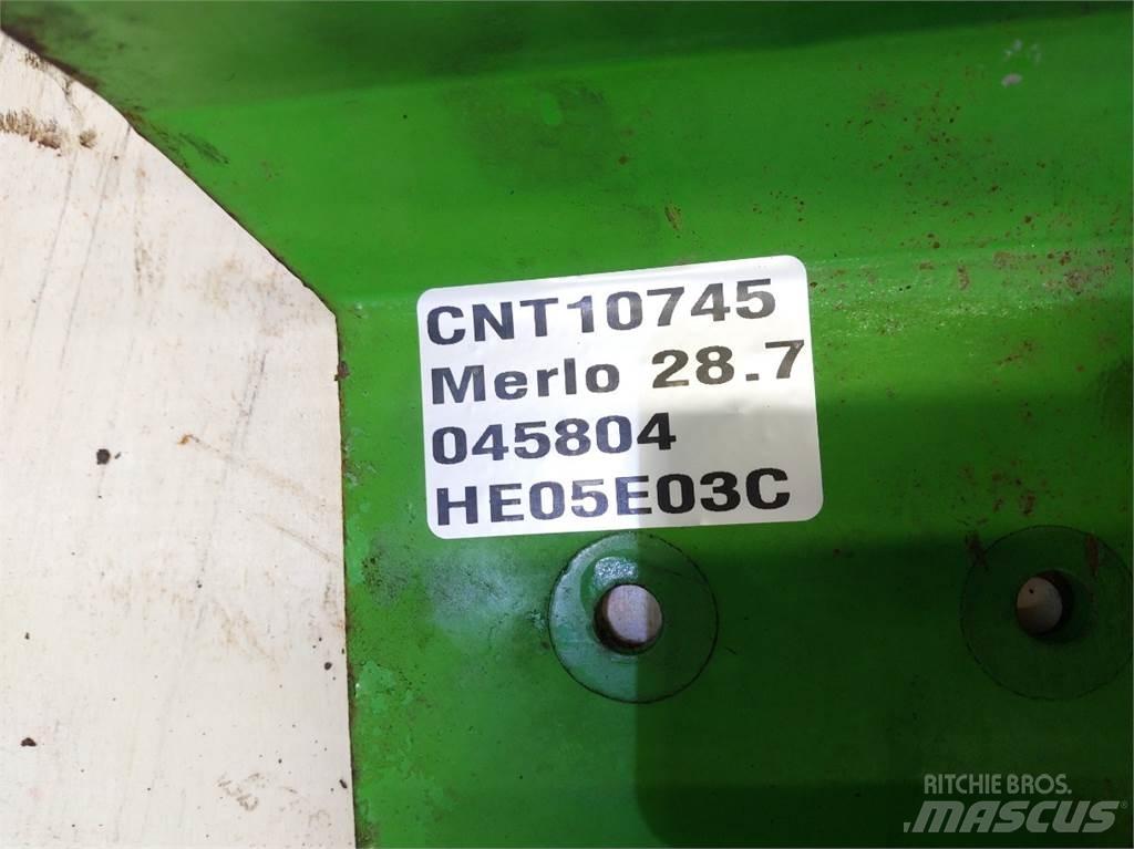 Merlo 28.7 Screening buckets